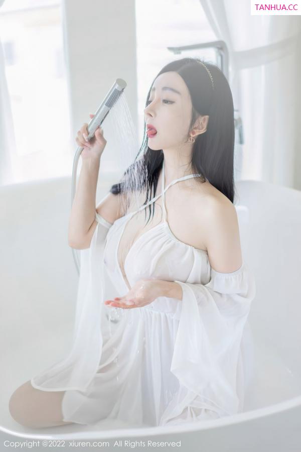 允薾  [XiuRen]高清写真图 2022.06.24 No.5188 允薾第17张图片